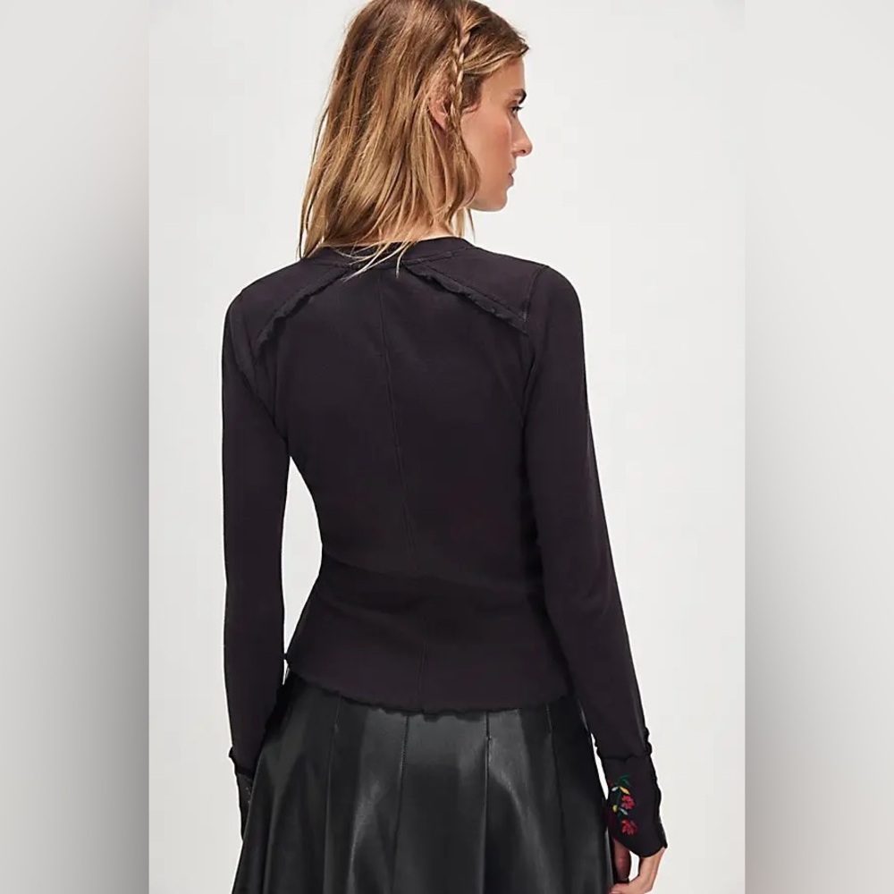 NWT FREE PEOPLE Fleur Embroidered Cuff Top | Black MSRP $98 Size M - Picture 6 of 15